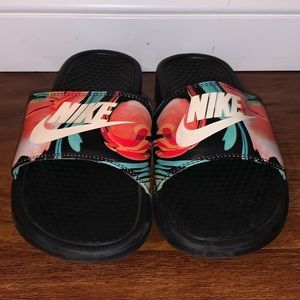 Floral Nike Slides Women’s 8
